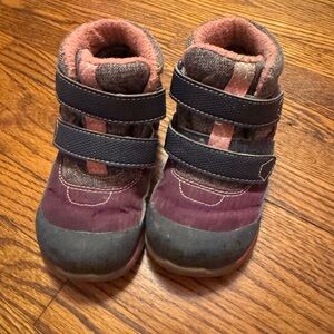 See Kai Run Black and Pink Boots with Velcro Straps and Insulation